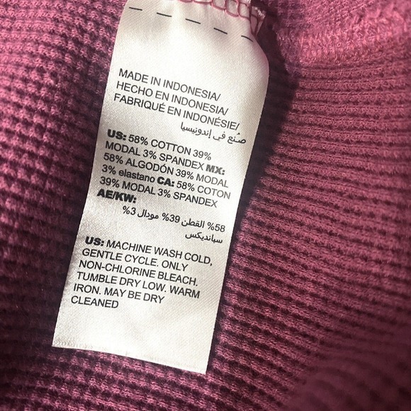 CHICO'S‎ ZENERGY Women's 2 US L Magenta Thermal Knit Cowl Neck Top Long Sleeves - Picture 6 of 6